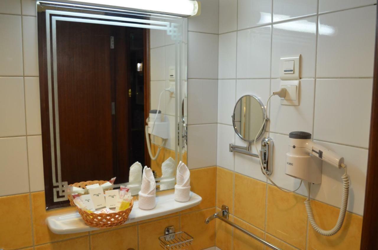 Rotana Al Mesk Hotel Medina Ngoại thất bức ảnh